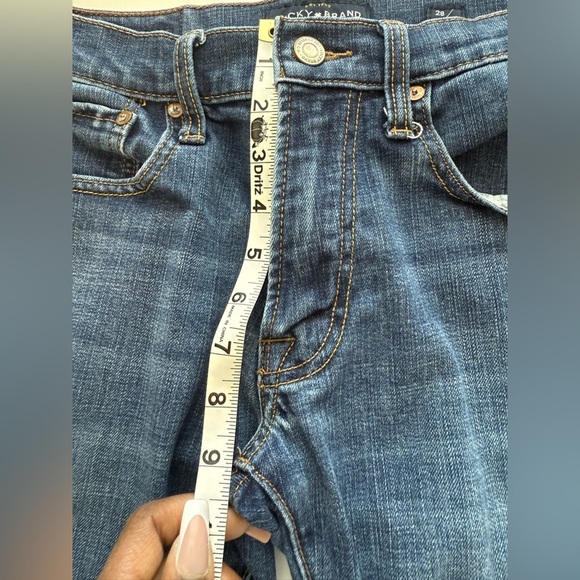 Lucky Brand Blue 105 Slim Taper Denim Jeans- size 28/32 - Picture 7 of 9